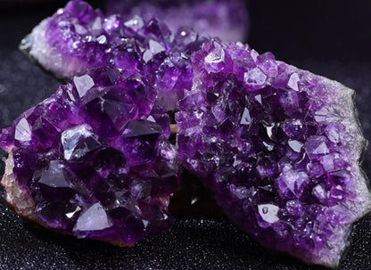 10-70g 30-50mm Amethyst Geode Natural Crystal Quartz Stone Wand Point Energy Healing Mineral Stone Rock Home Decor Geode