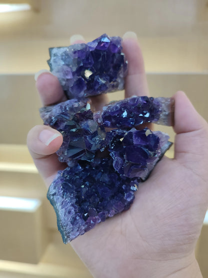 10-70g 30-50mm Amethyst Geode Natural Crystal Quartz Stone Wand Point Energy Healing Mineral Stone Rock Home Decor Geode