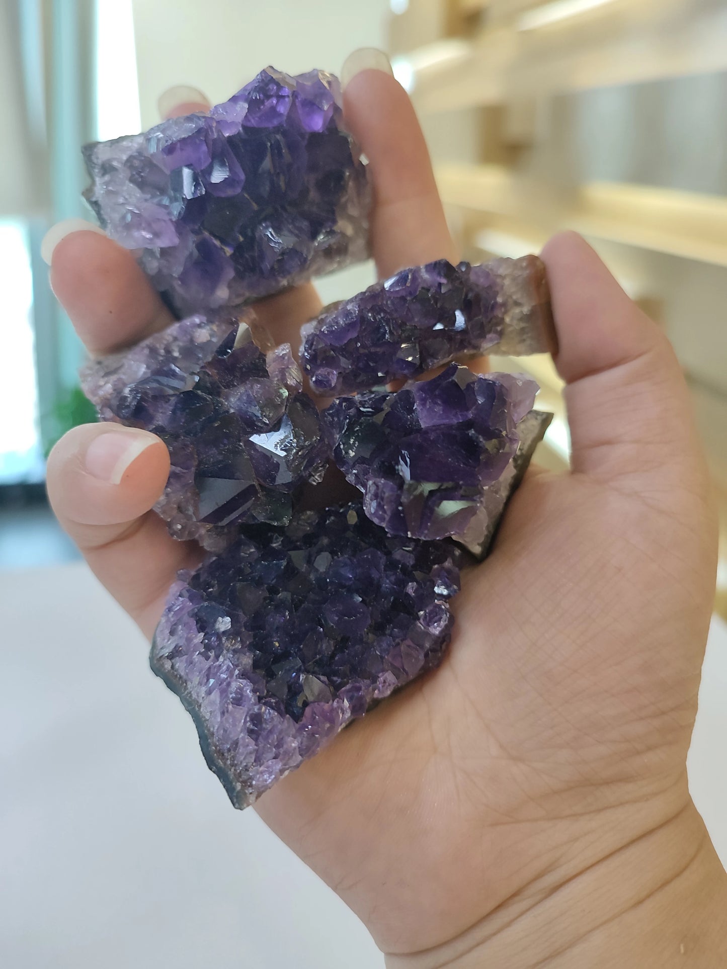 10-70g 30-50mm Amethyst Geode Natural Crystal Quartz Stone Wand Point Energy Healing Mineral Stone Rock Home Decor Geode