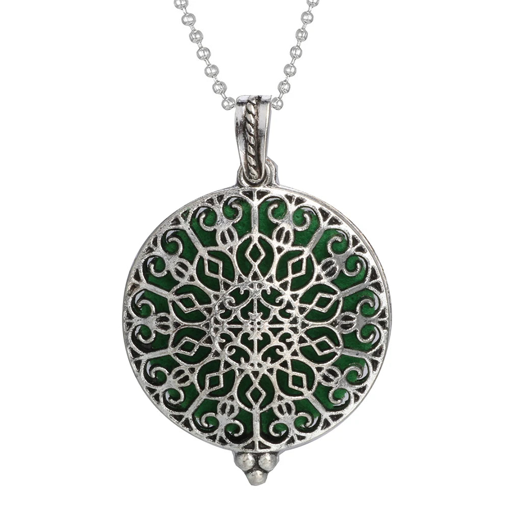 New Aromatherapy Diffuser Necklace Vintage Flower Butterfly Open Locket Aroma Pendant Perfume Essential Oil Diffuser Necklace