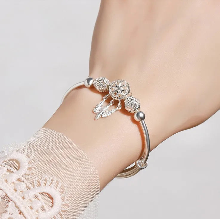 Stunning Silver Dreamcatcher Feather Bracelet